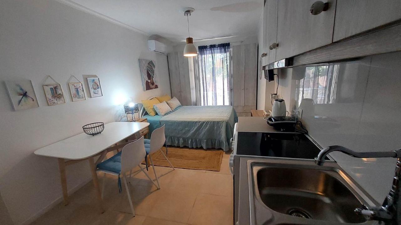 Ferienwohnung Nias Studio Perama  Exterior foto