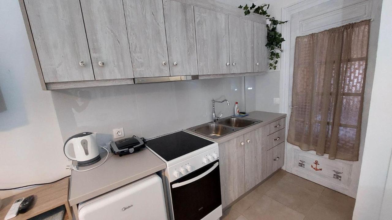 Ferienwohnung Nias Studio Perama  Exterior foto